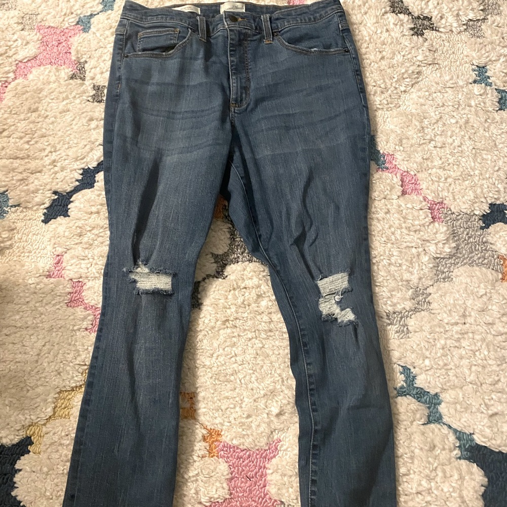 Women's High-Rise Skinny Jeans - Universal
Thread™ Medium Wash